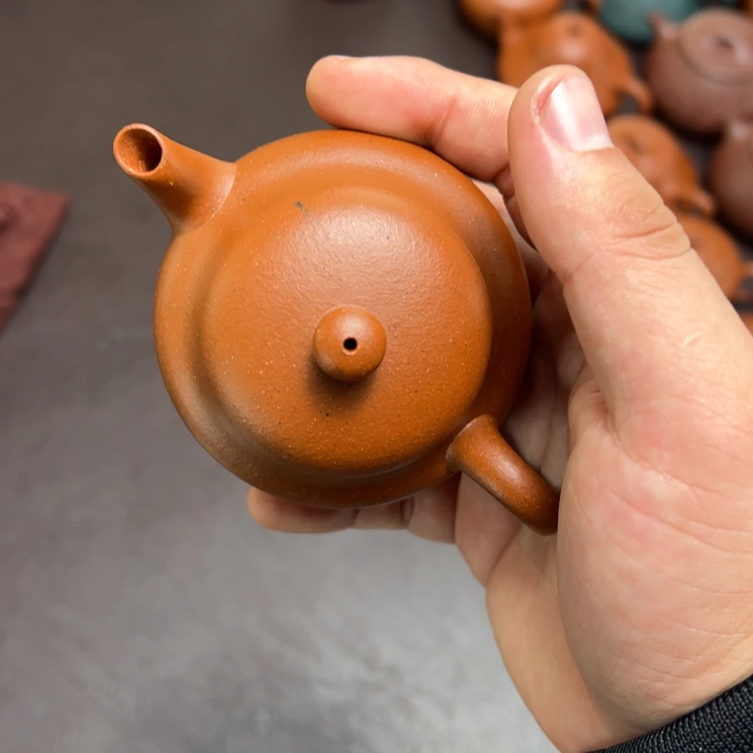 茶壶紫砂汽修厂和机械设备
