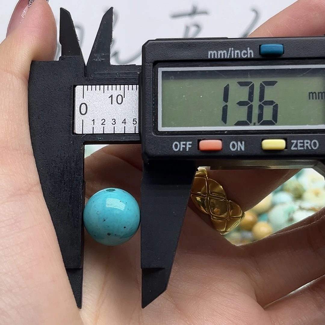 九***杨绿松石未镶嵌珠宝奇石