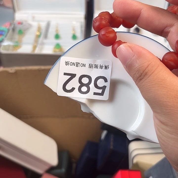 11111。         爱****）