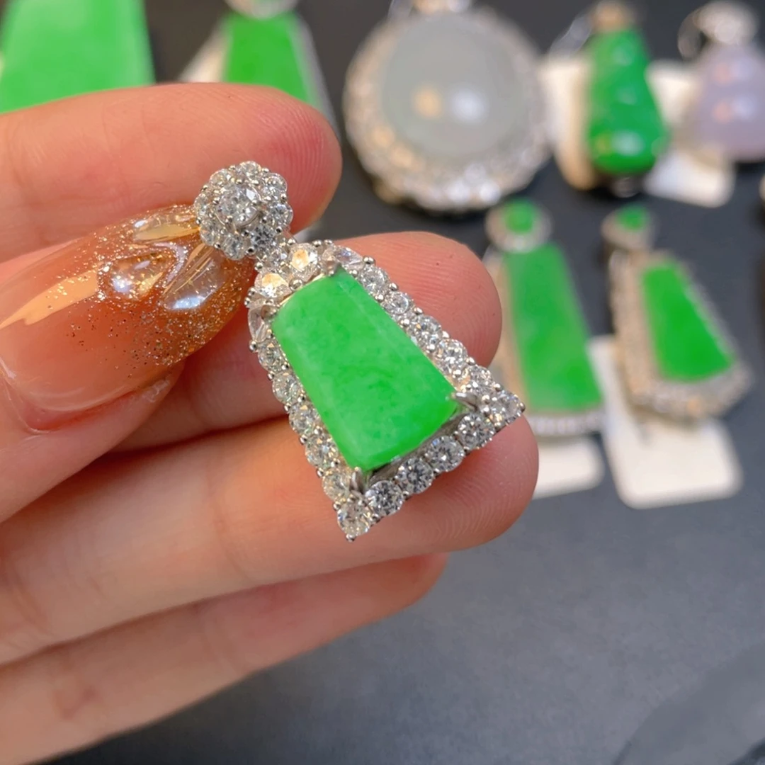 翡翠银S925镶嵌颈饰