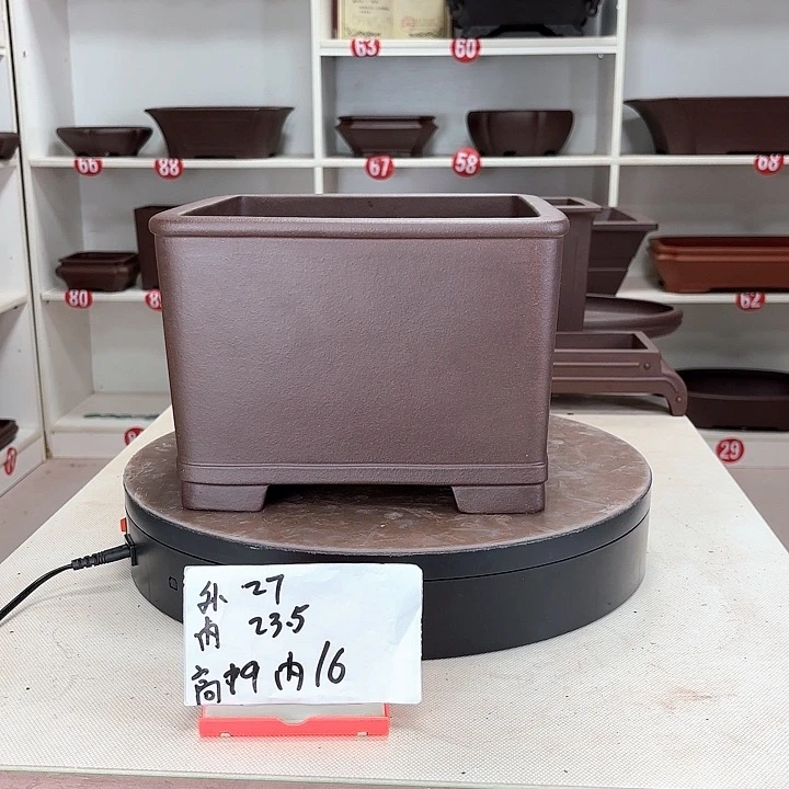 何***念紫砂花盆下带四方大