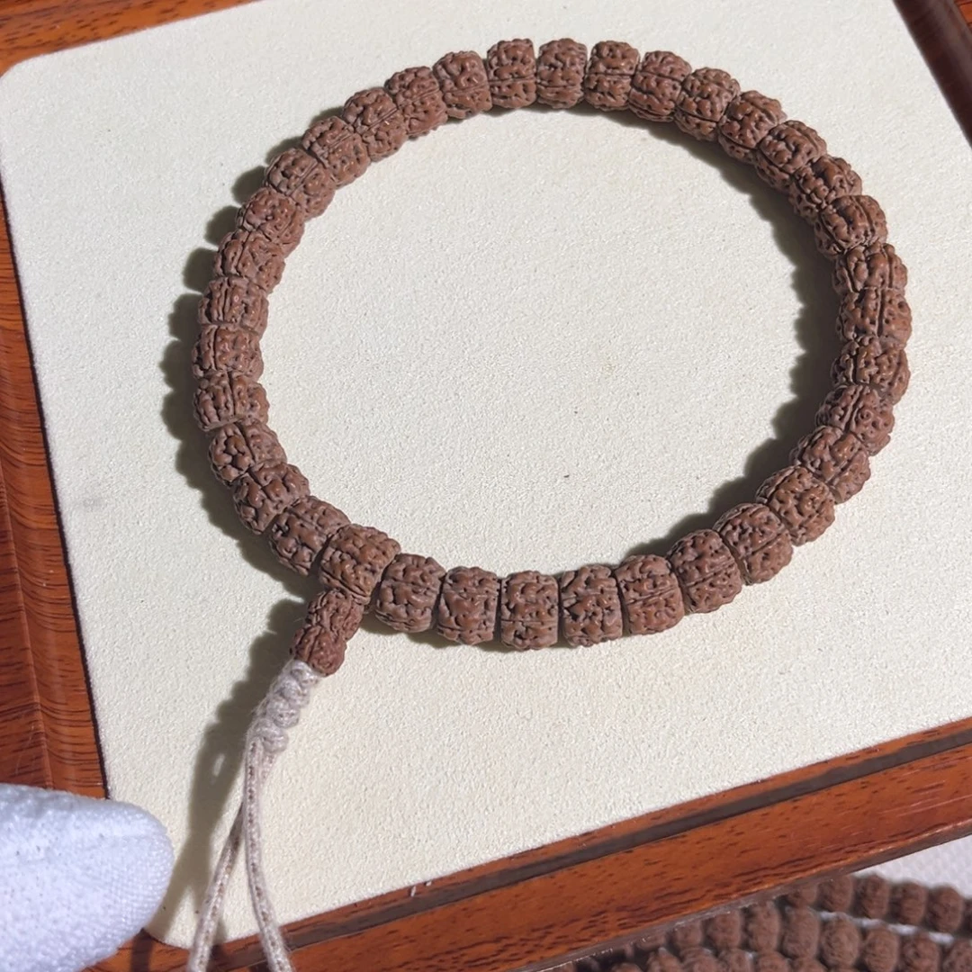 金刚菩提吊坠藏式盘龙王手持