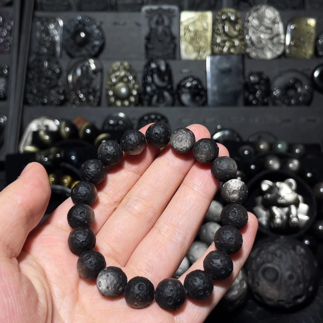 喀***儿黑曜岩未镶嵌手链