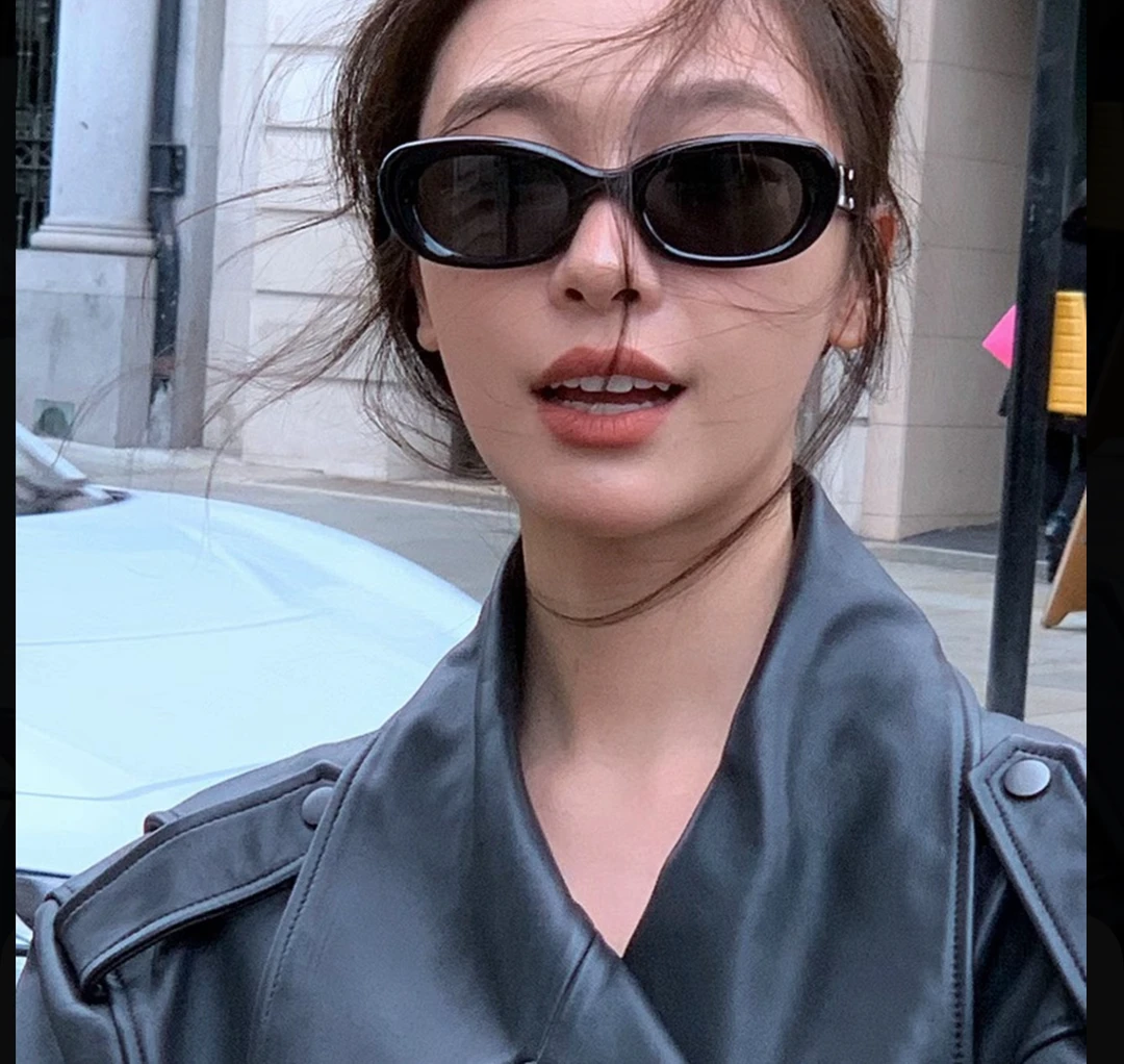 【301-500】2025新款高级感防晒网红墨镜平光镜方圆脸显瘦