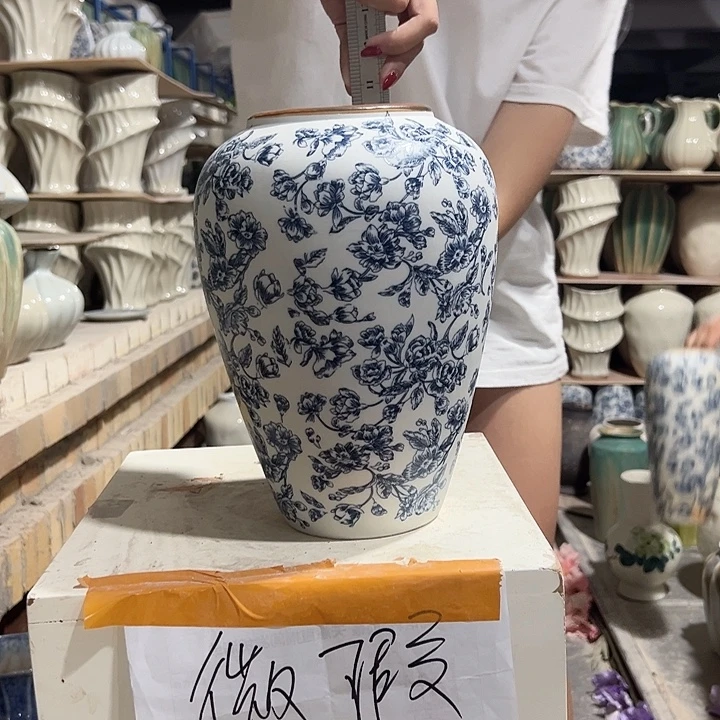 景德镇陶瓷花瓶微瑕介意勿拍