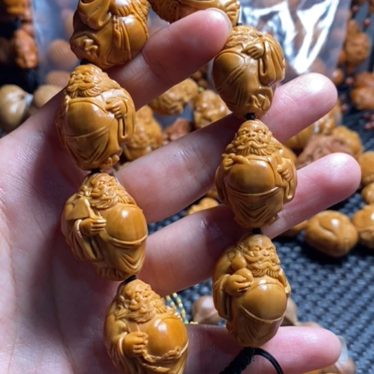 橄榄核吊坠妙女钟馗