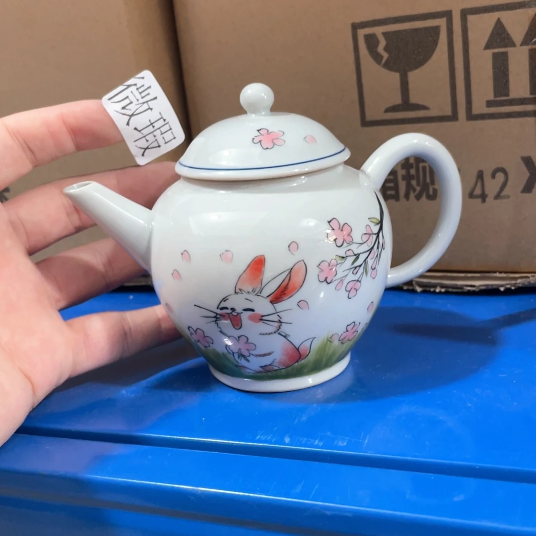 釉下手绘茶具微瑕