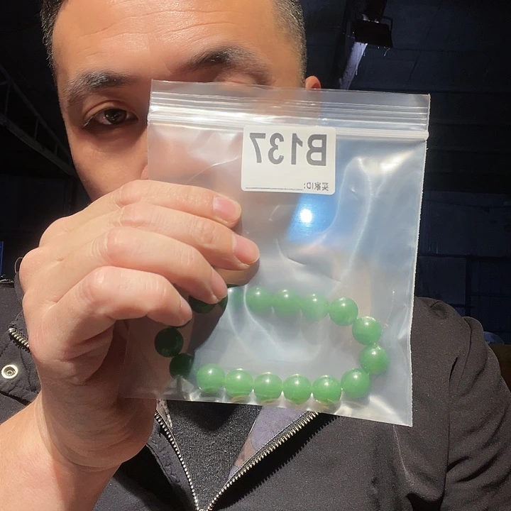 大叶紫檀（黑酸枝木类）文玩137