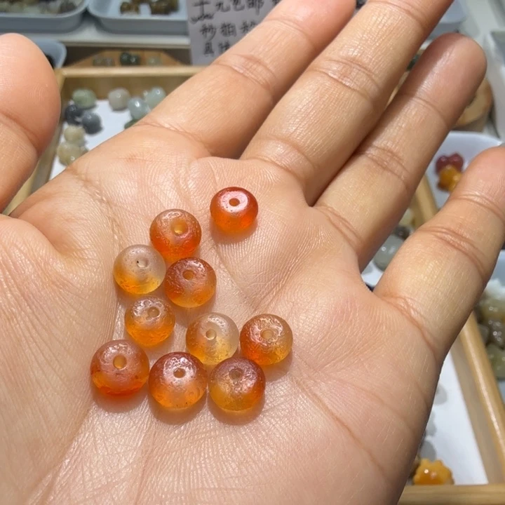 和田玉未镶嵌珠宝奇石卡八