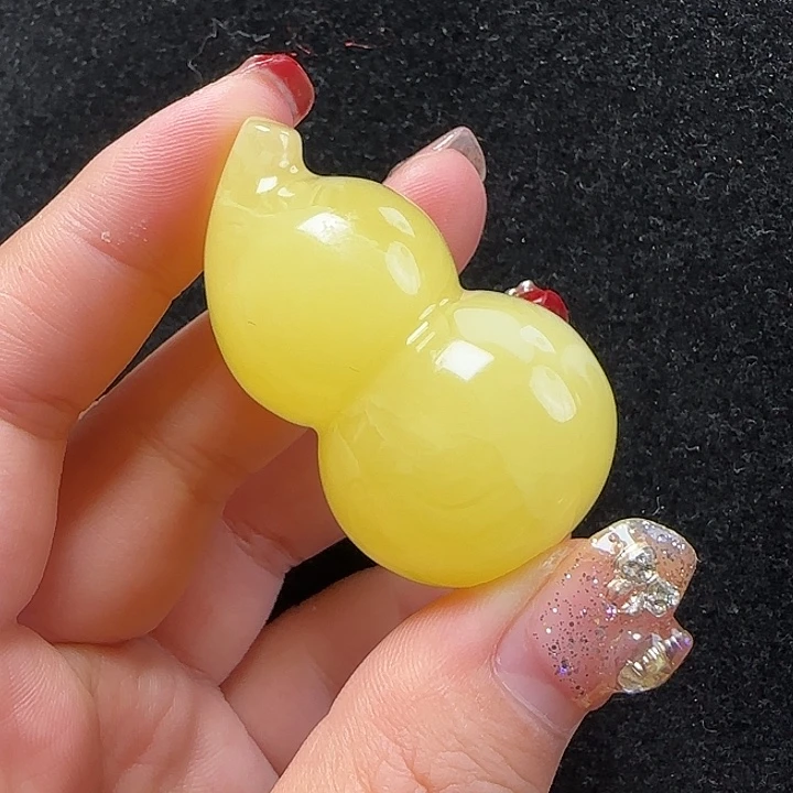 蜜蜡珠宝奇石未镶嵌