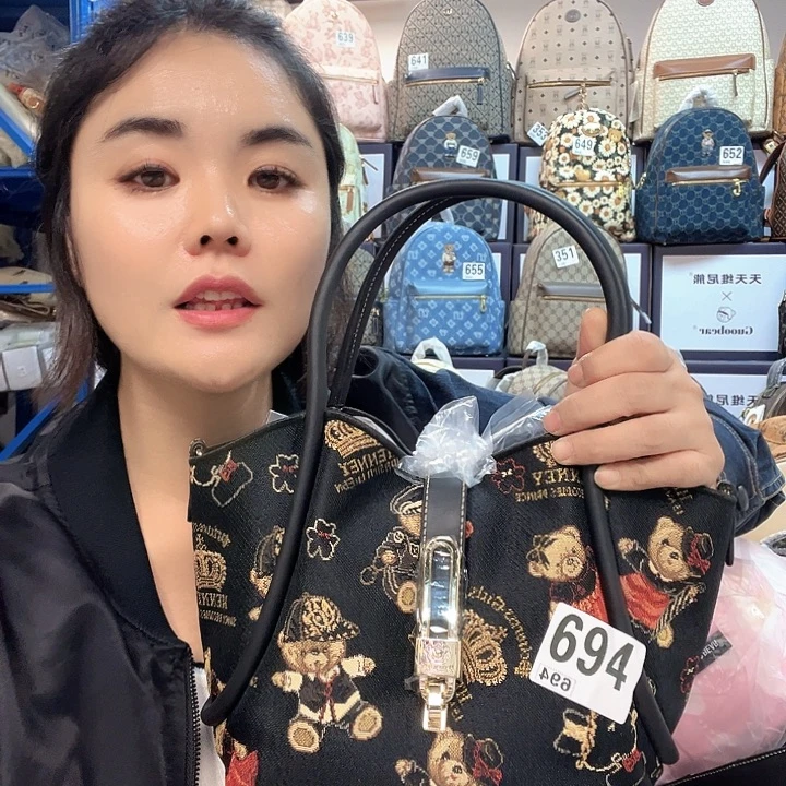 PVC包包包包包包包包吧