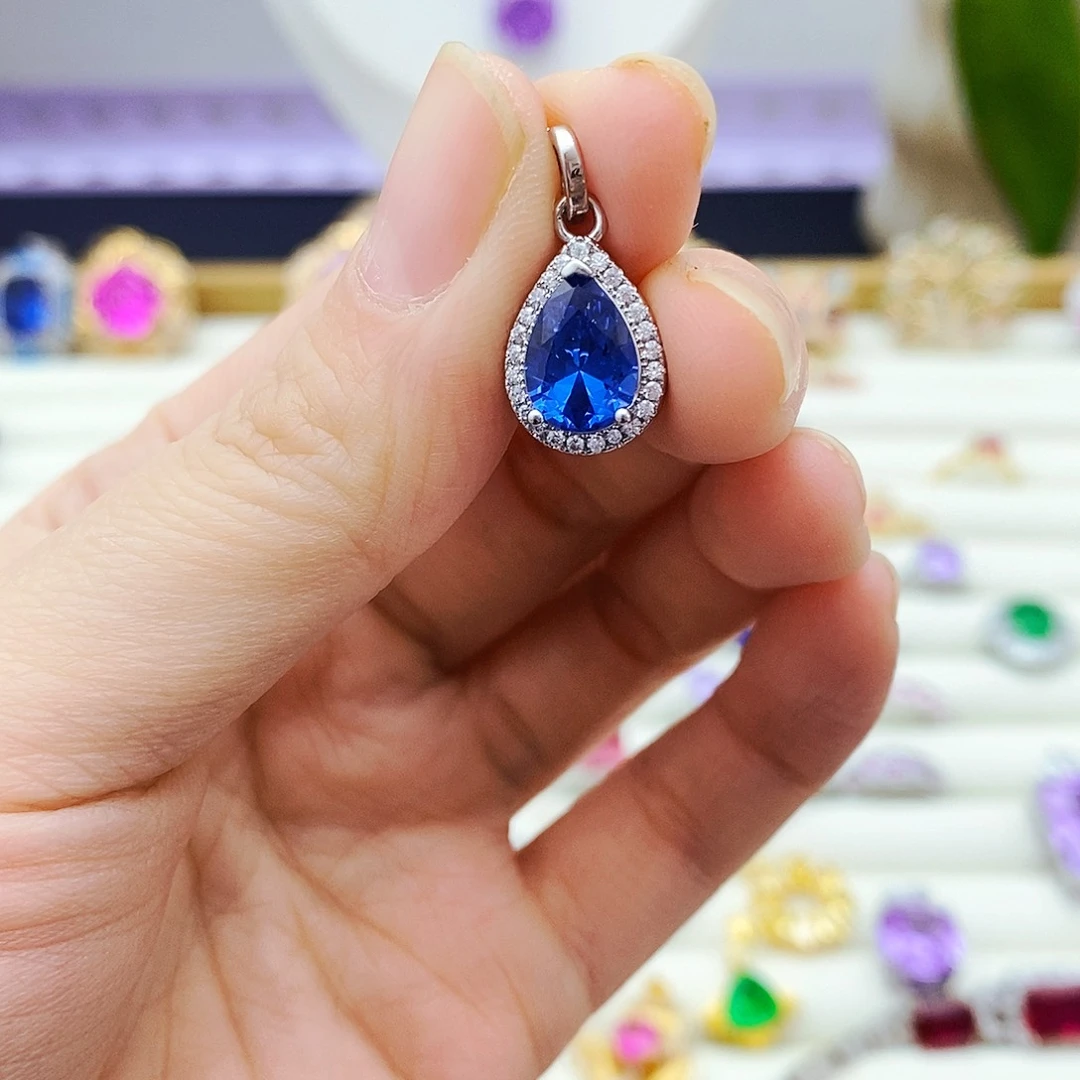 吊坠(赠链)蓝宝石未镶嵌