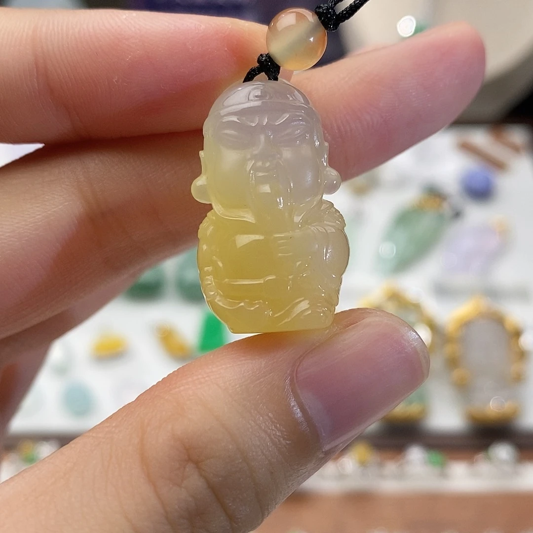 玛瑙/玉髓颈饰未镶嵌吊坠