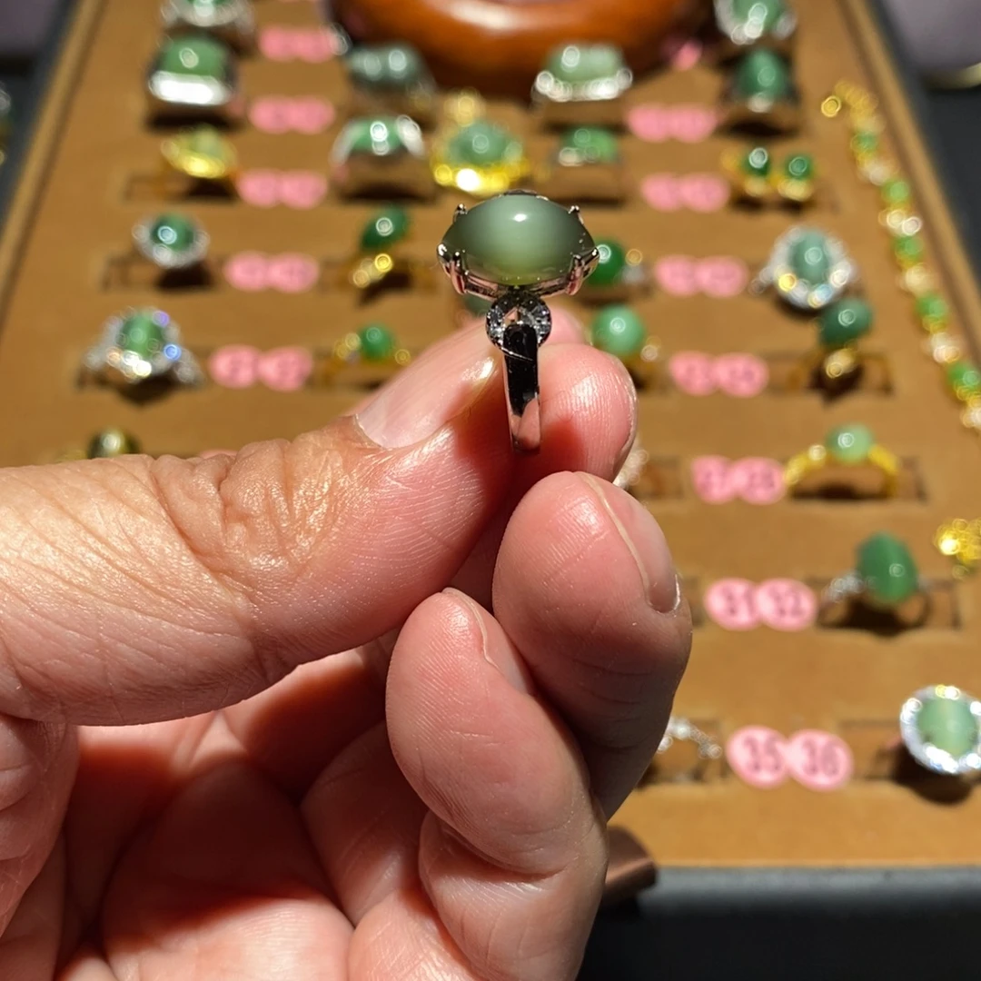 和田玉未镶嵌戒指