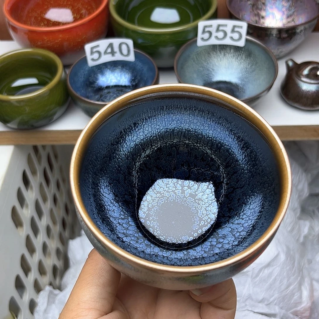 茶盏您好他超级心疼下