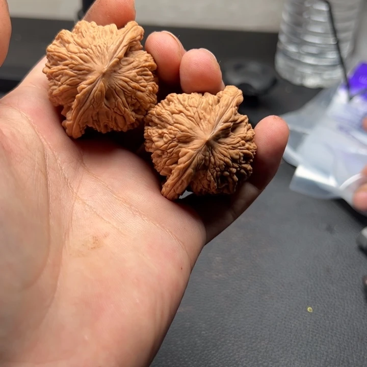 文玩核桃吊坠汉****?117核桃