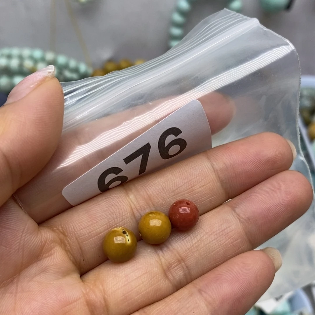 未镶嵌南红玛瑙珠宝奇石