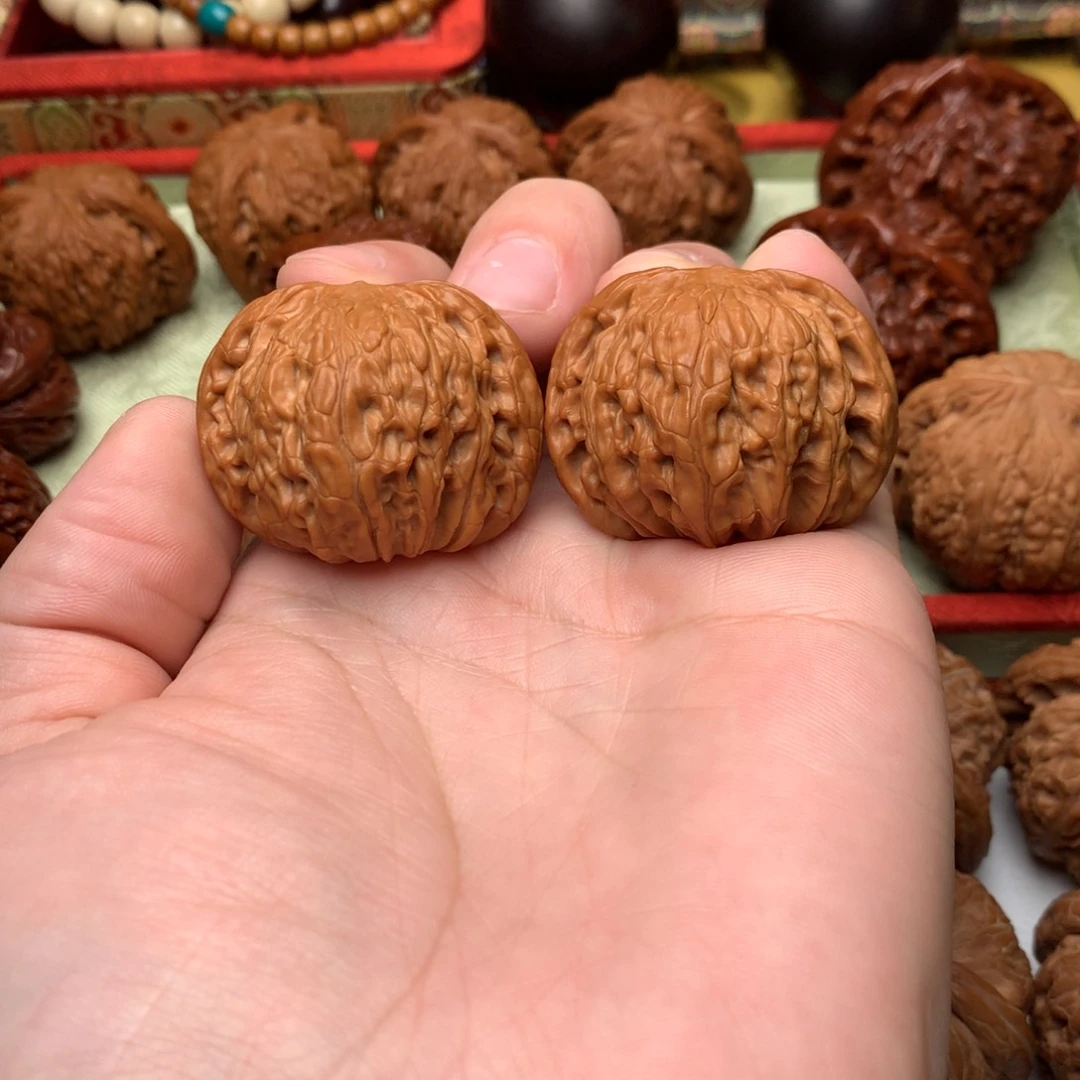 文玩核桃把件40尺全品磨盘狮子头