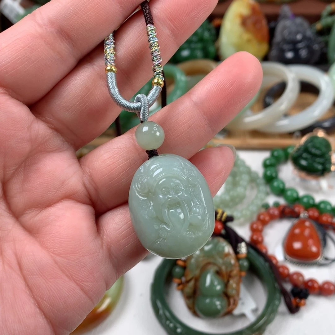 和田玉颈饰未镶嵌