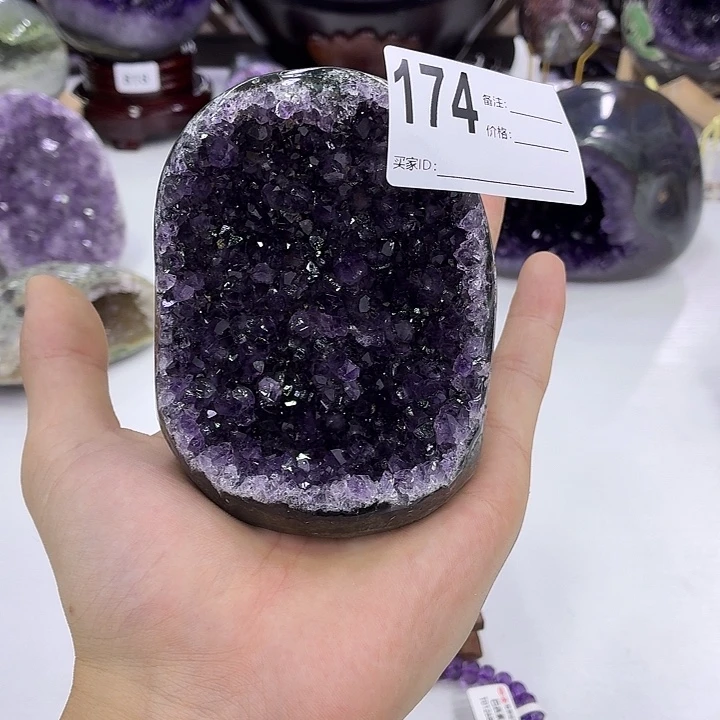 未镶嵌大型摆件（非配饰）水晶