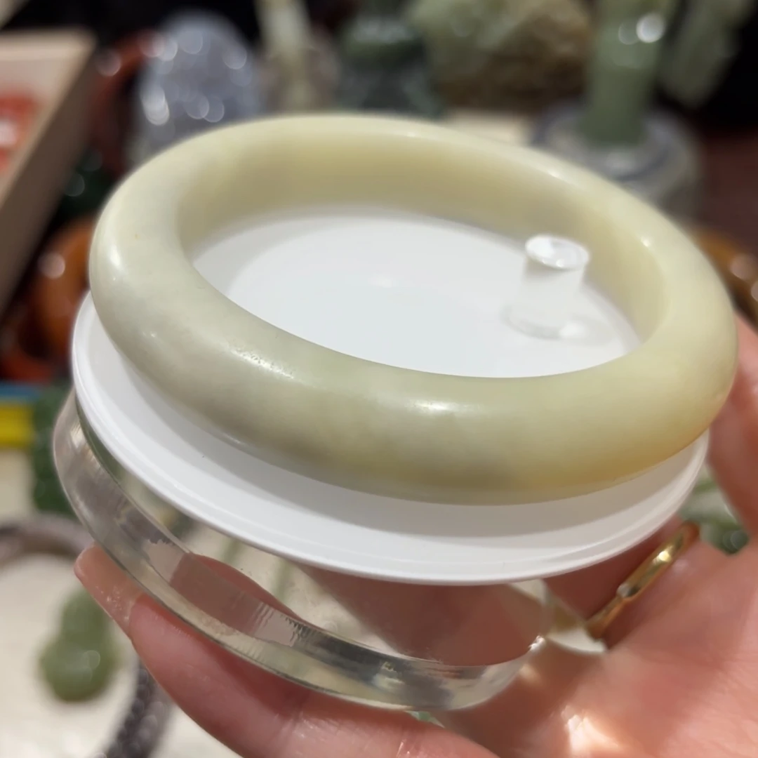 岫岩老玉（透闪石质玉）未镶嵌手镯60.8