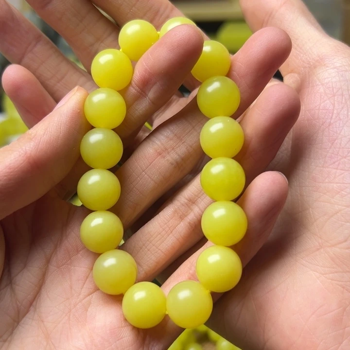 墨***雙纯天然新疆卡12手串