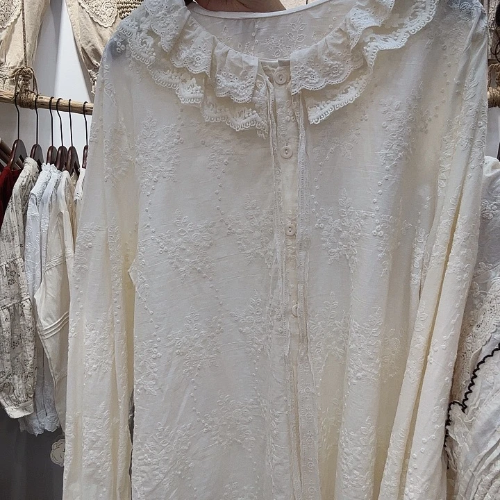 花边刺绣衬衫现货发