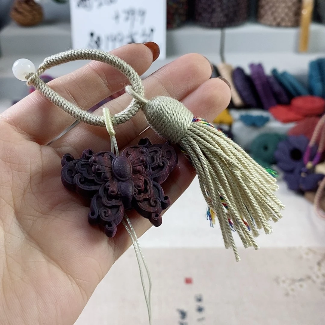 合香九紫离火立体蝴蝶包挂款