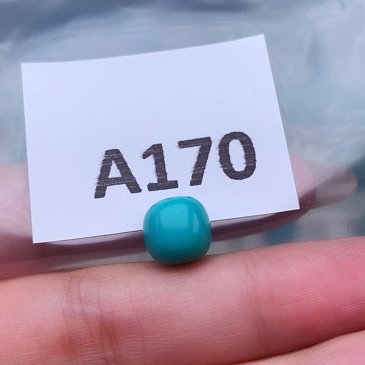 绿松石未镶嵌高瓷高色