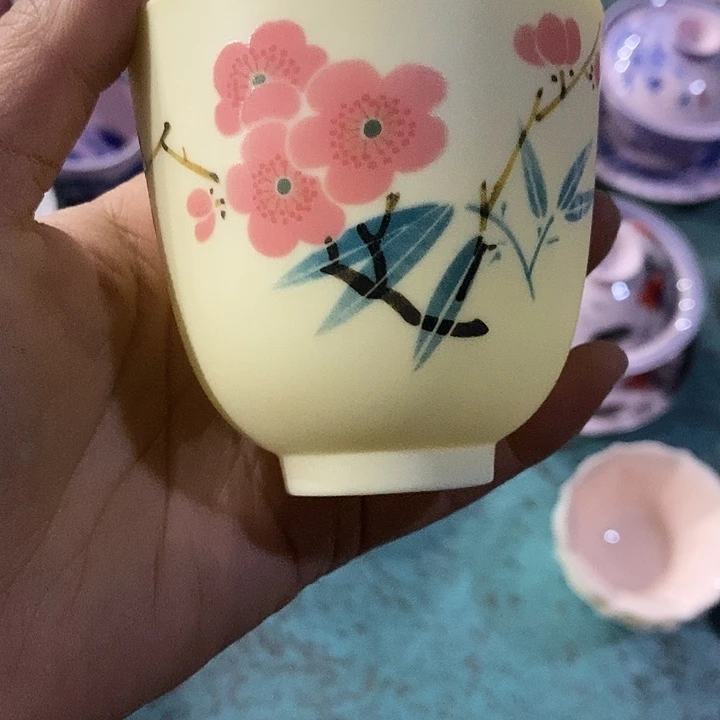 摆件陶黄稀土亚光红梅大直筒杯