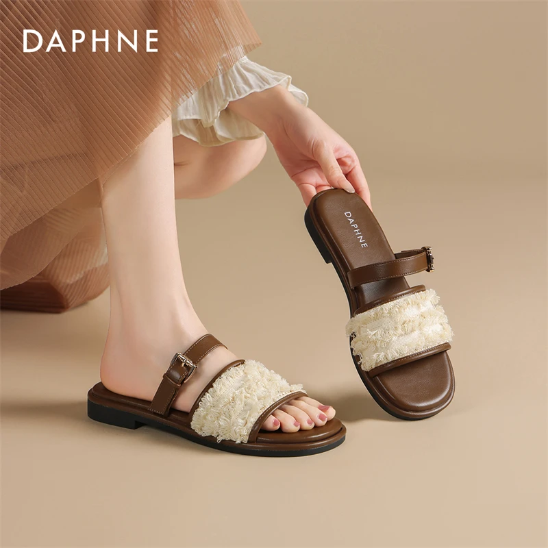 Daphne/达芙妮流苏时尚平底拖鞋女夏外穿方头舒适软底一字凉拖鞋