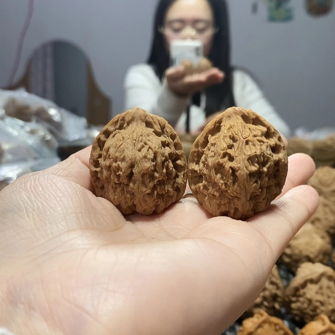 桃核吊坠南疆35黄