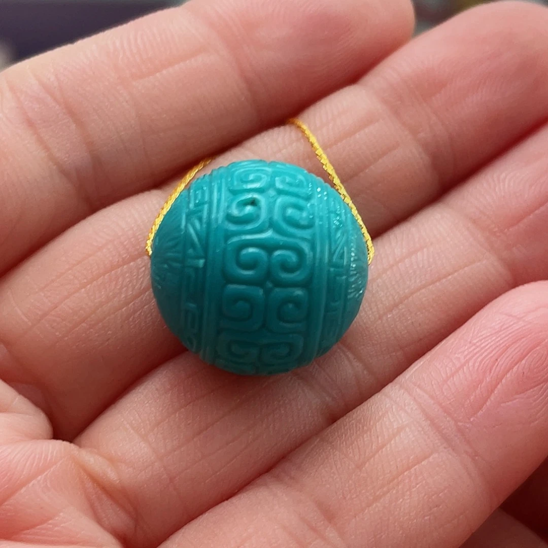 绿松石颈饰未镶嵌