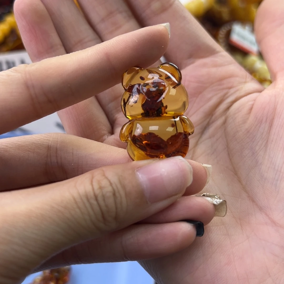 琥珀珠宝奇石未镶嵌