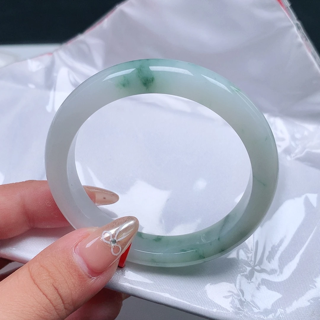 翡翠未镶嵌手镯5042