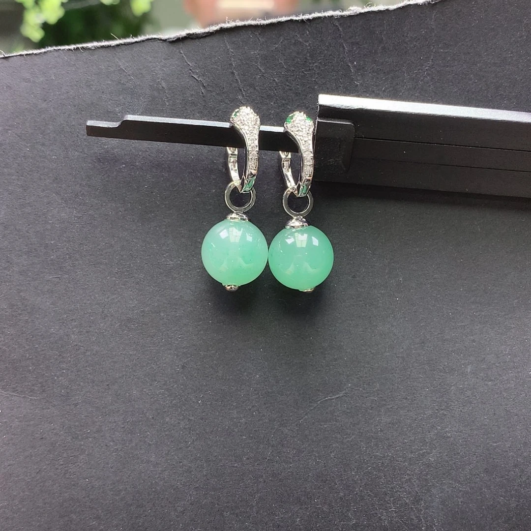 石英质玉未镶嵌耳坠