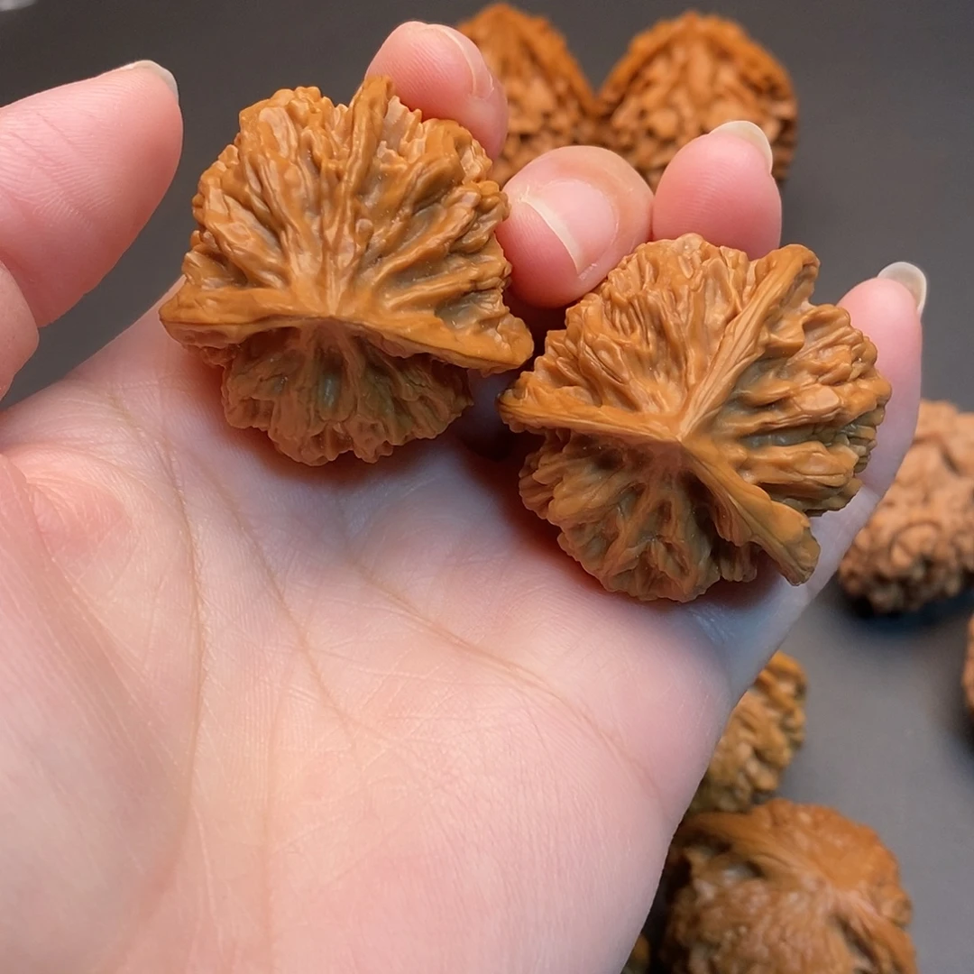 把件桃核40尺三棱