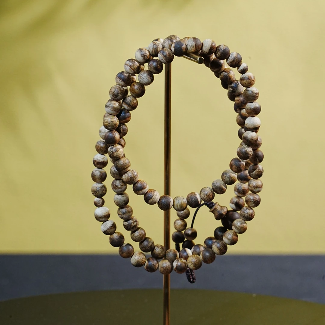 "越南虎斑棋老料沉香念珠0.68cm 10.97g 250917082 B"