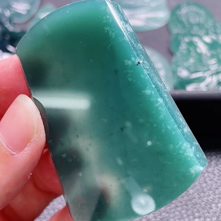 翡翠颈饰未镶嵌999999999999