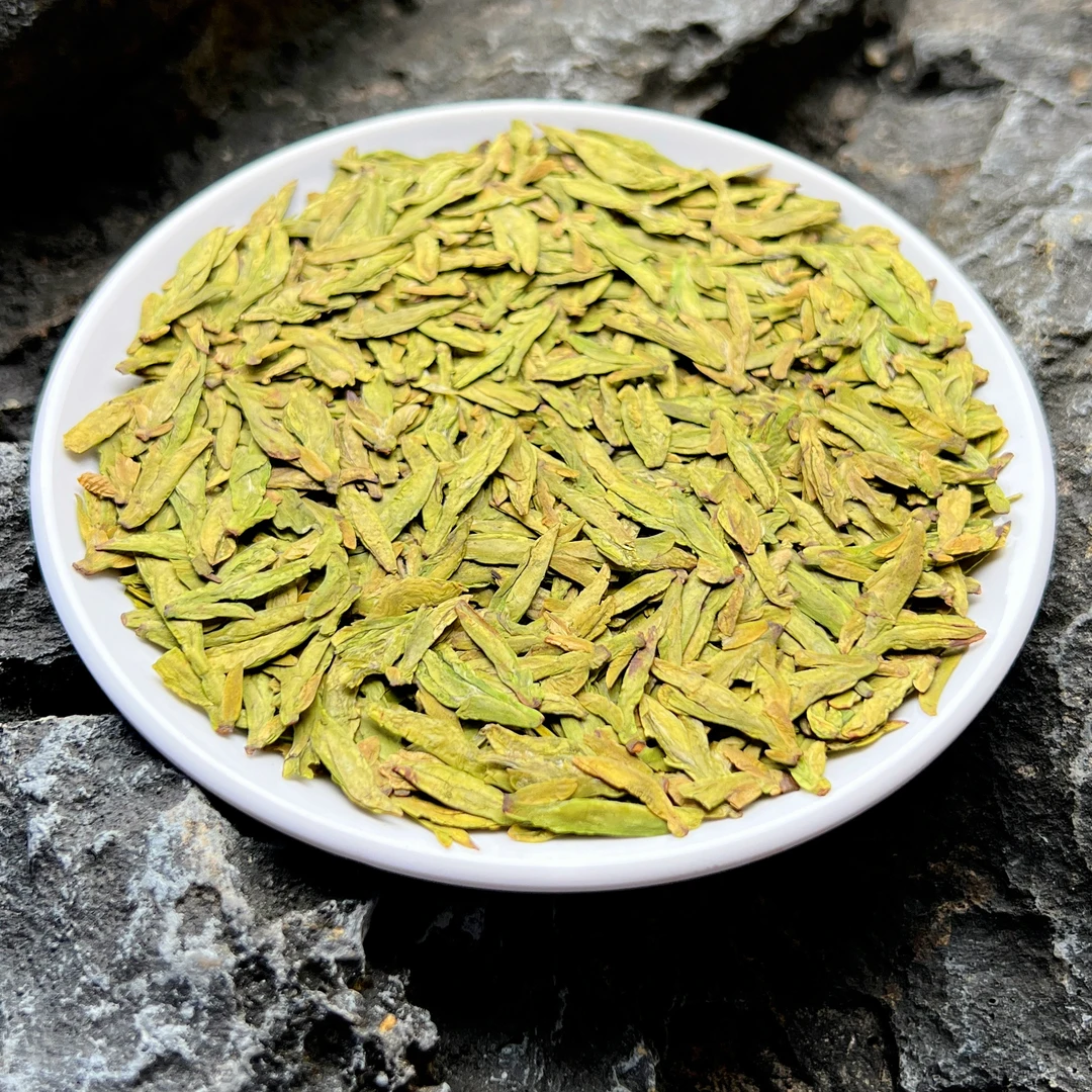 [440一斤乌牛早] 25年新茶 T04# 浙江龙井茶头采高火豆香足 回