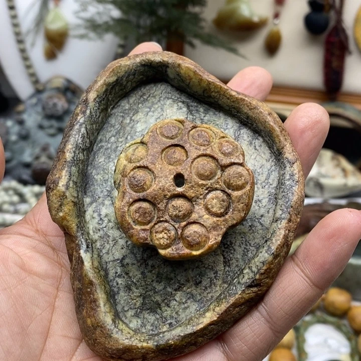 岫岩河磨玉（透闪石质玉）摆件未镶嵌