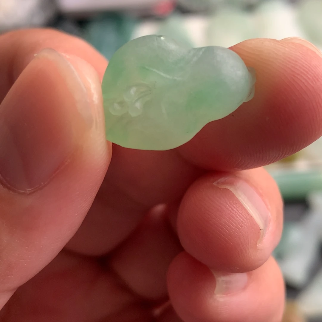 定制翡翠未镶嵌翡翠玉兰花