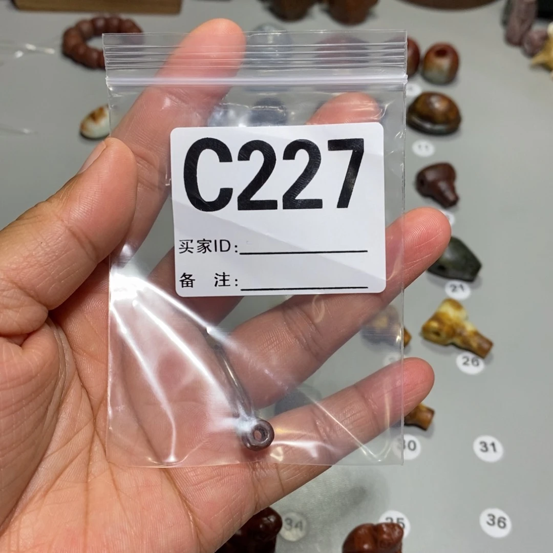 蛇纹石玉未镶嵌颈饰ₓ*