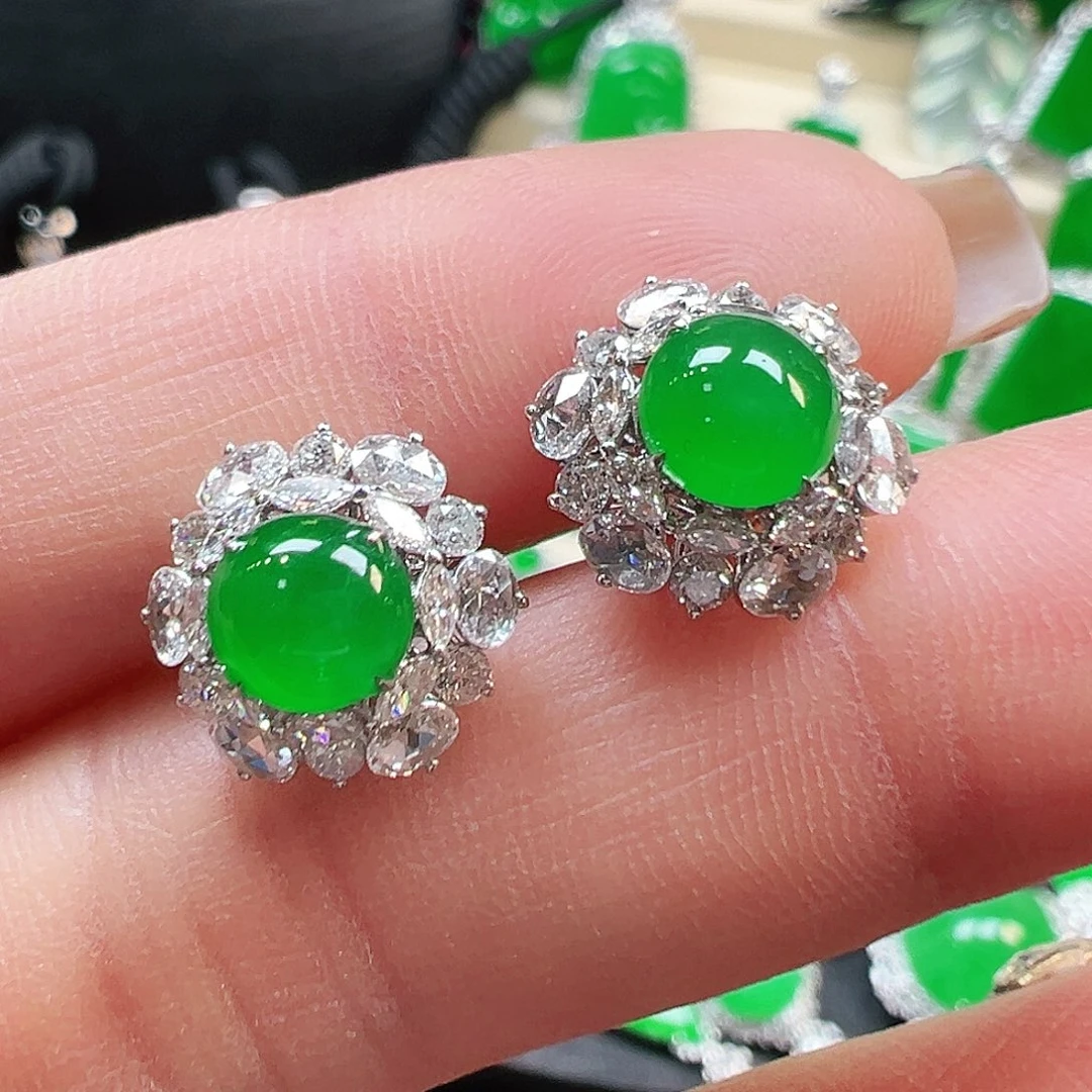 翡翠耳饰18K金镶嵌耳钉