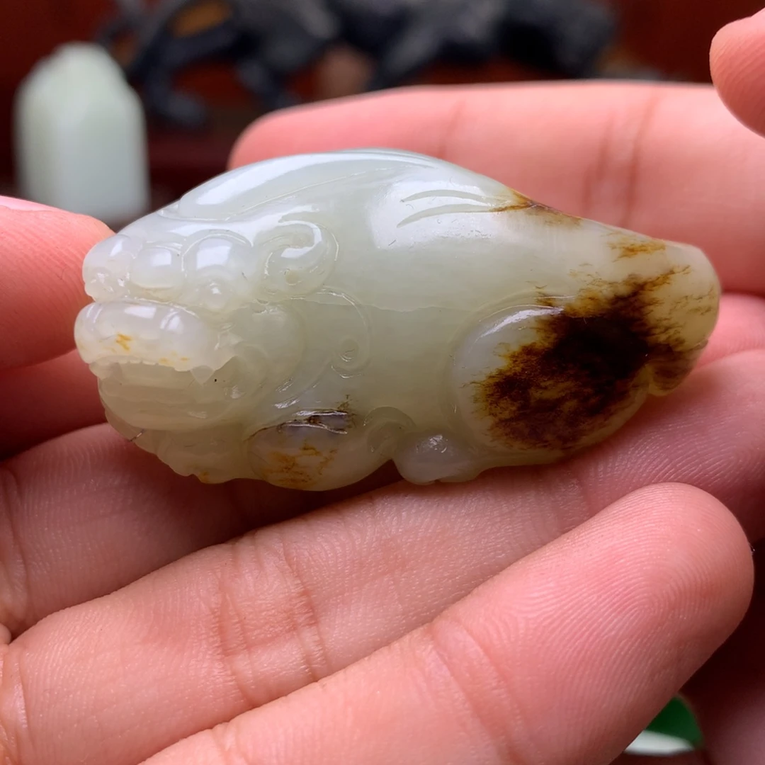 未镶嵌和田玉摆件