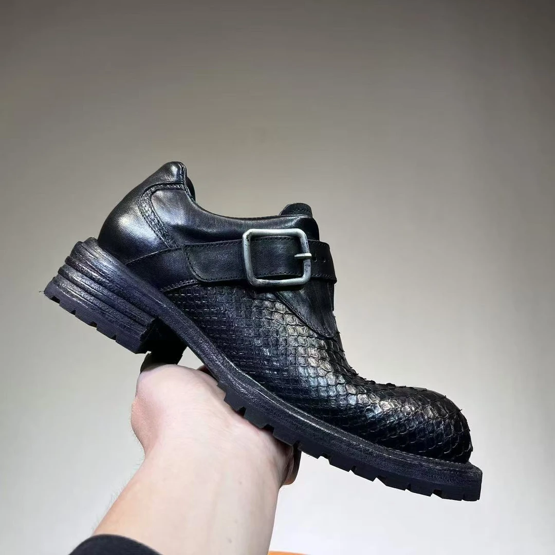 24SS秋冬新款手工蟒蛇皮鞋男真皮搭扣德比鞋英伦风高端商务正装鞋