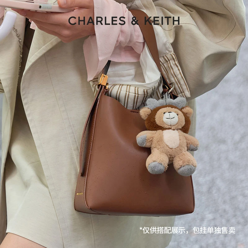 CHARLES & KEITH【商场同款】25秋款吸扣式手提子母托特包10782671