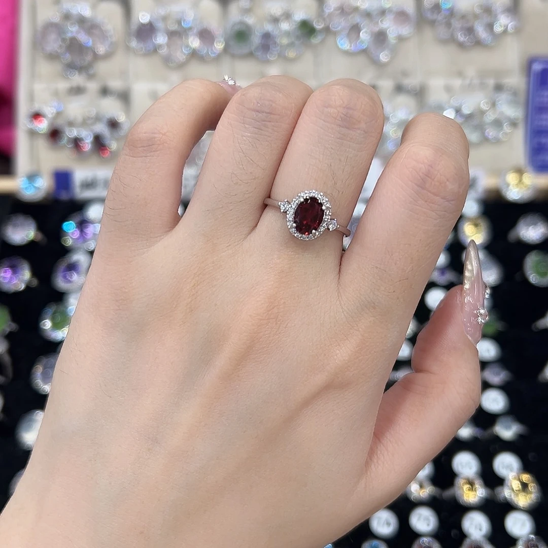 叽****石榴石戒指银S925镶嵌