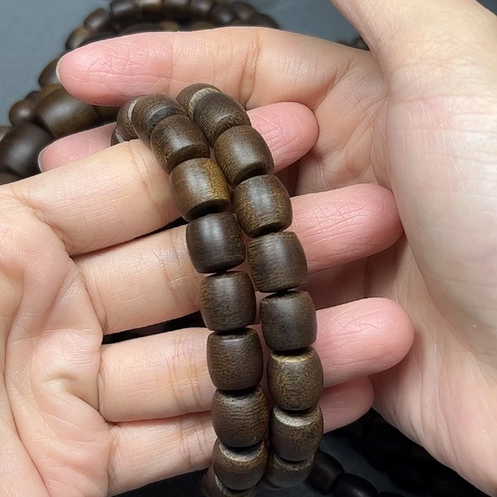 李***强沉香碎屑沉香白棋玉化1.0