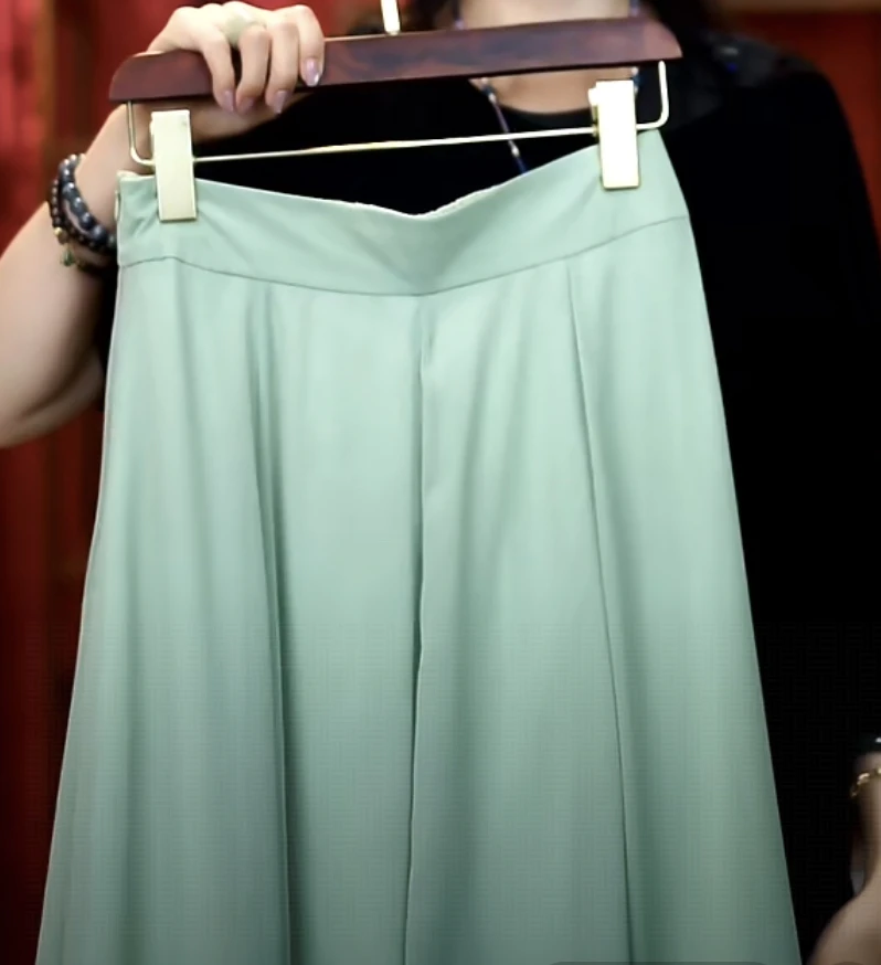 豆绿色半身裙 中式手工